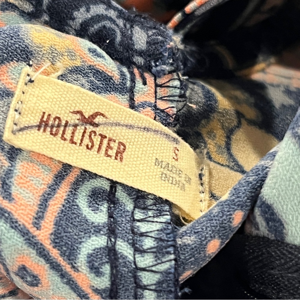 Hollister Navy and Pink Floral Print short sleeve‎ Women's mini Dress size small - Picture 8 of 12
